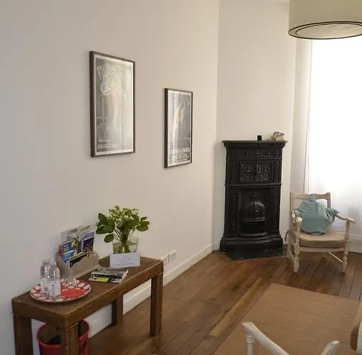 La Cour Du 5ème - D'hôtes Couette-café Paris