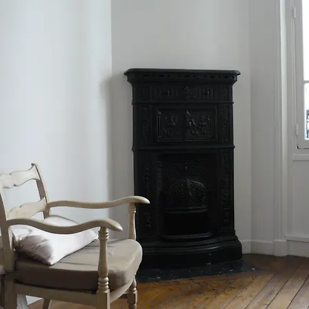 Bed and breakfast La Cour Du 5eme - D'hotes 4*