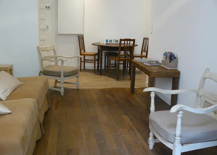 Frühstückspension La Cour Du 5eme - D'hotes 4*