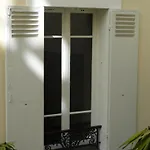 La Cour Du 5eme - D'hotes Paryż